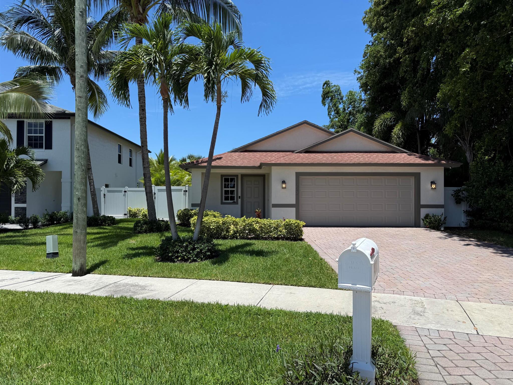 422 Lucky Lane Delray Beach FL 33444 | R11111270