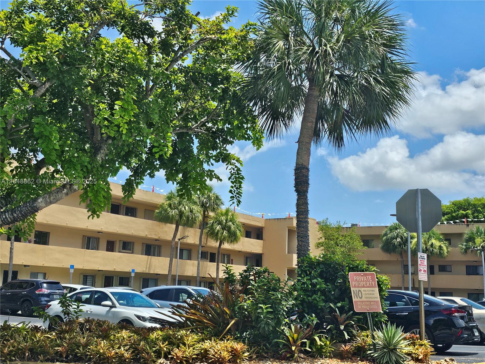 Kendall Acres West Condo