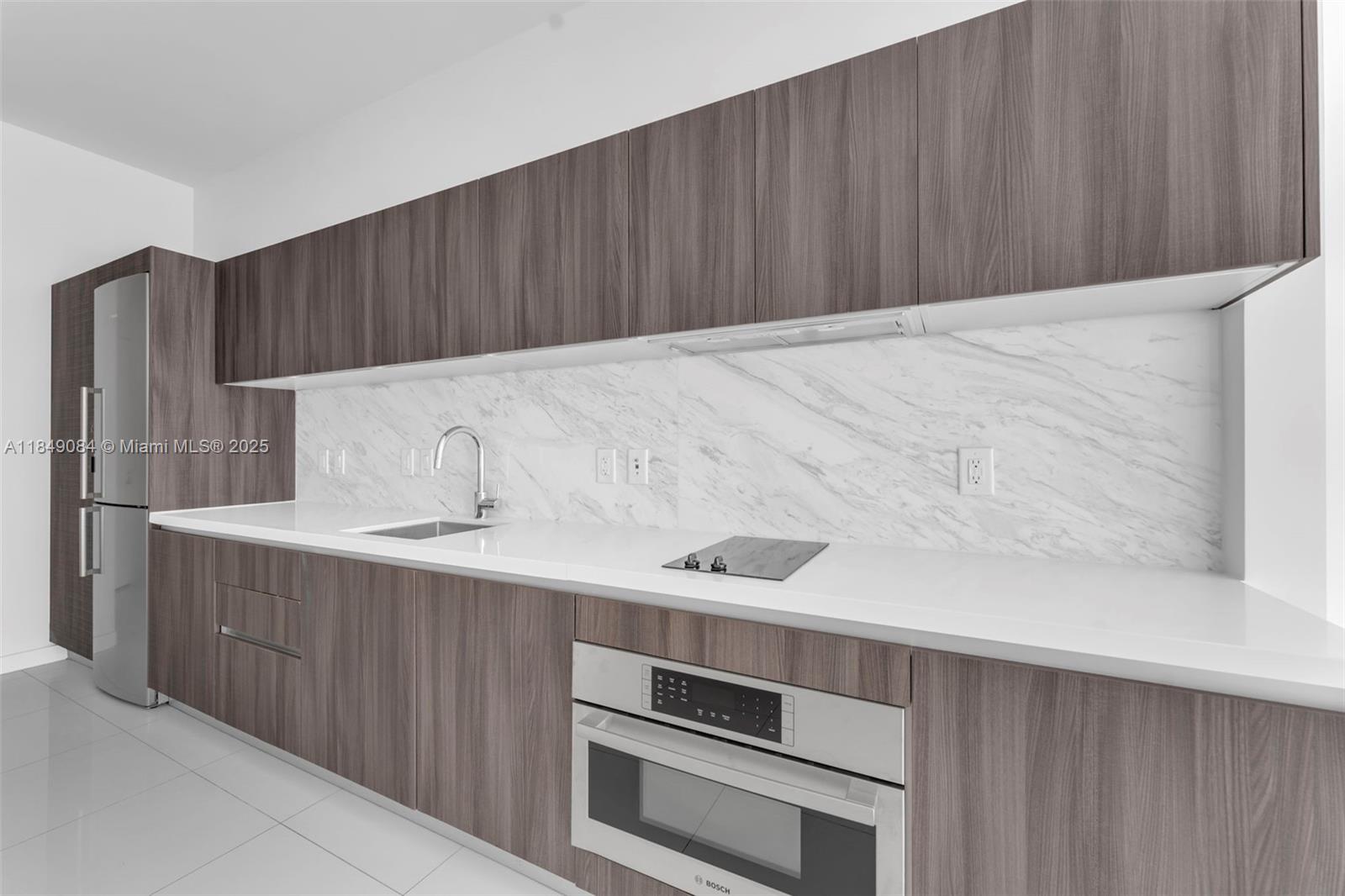 851 NE 1st Ave #505, Miami FL 33132