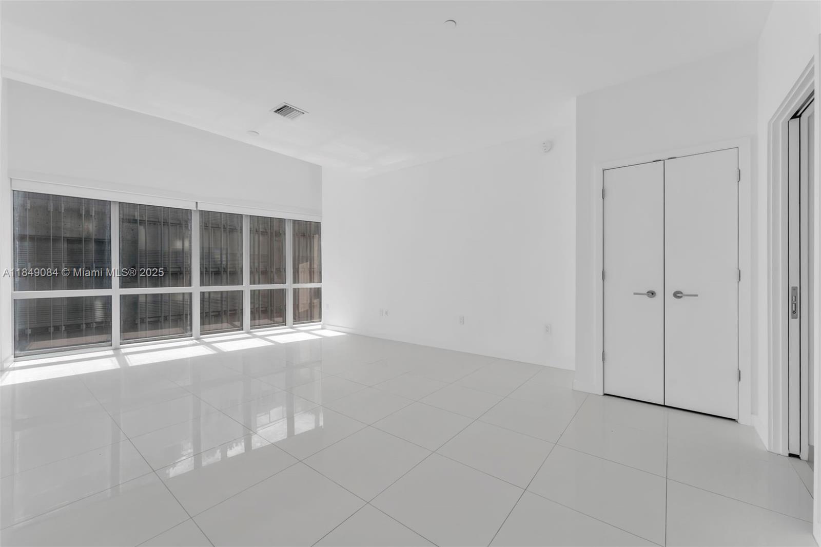 851 NE 1st Ave #505, Miami FL 33132