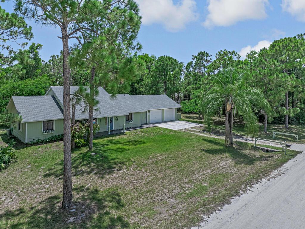 Homes for sale in Loxahatchee, FL | 17956 46Th Court N, Loxahatchee, FL 33470 | MLS# R11111318