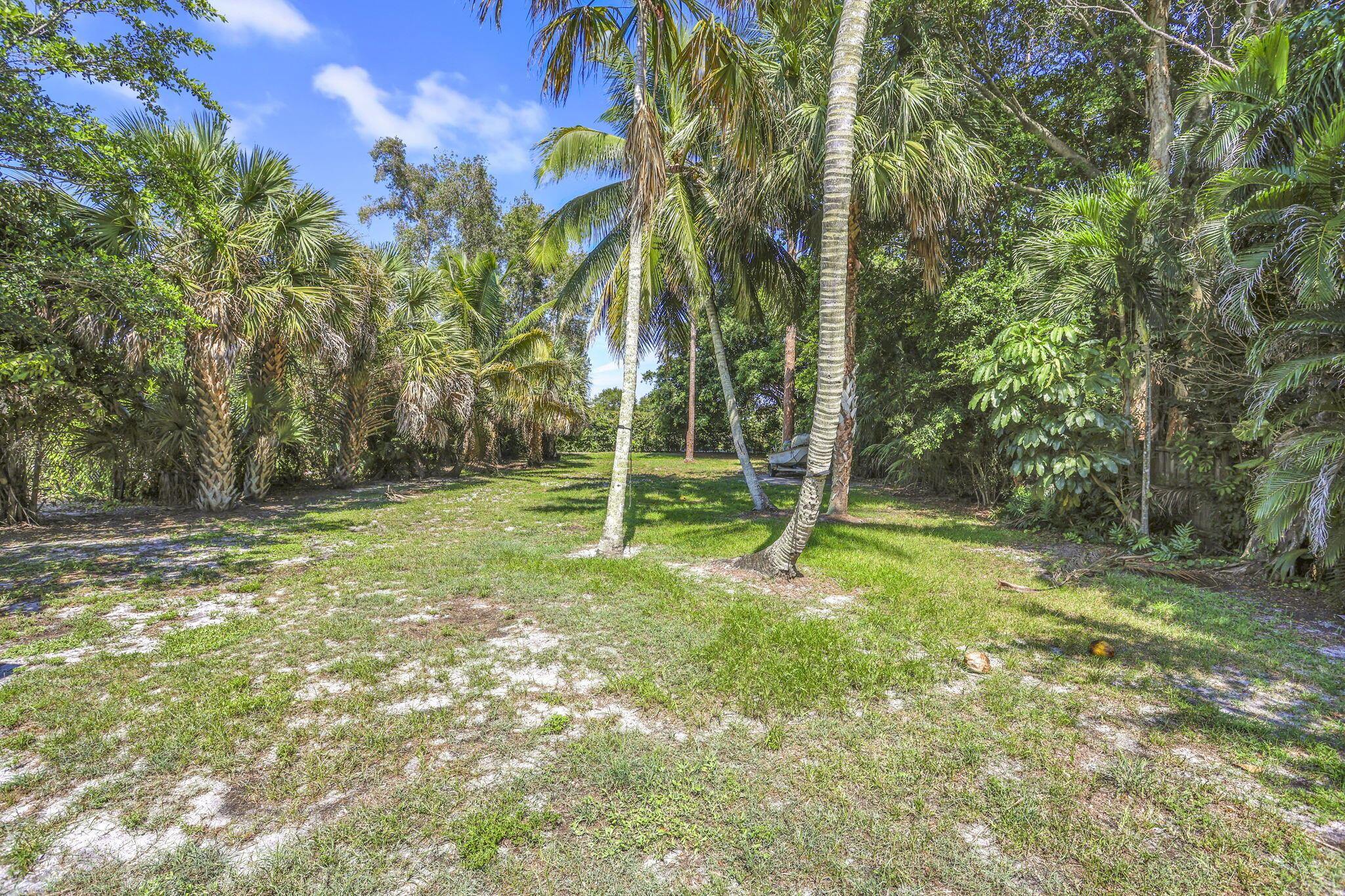 864 Chase Road West Palm Beach FL 33415 | R11111323