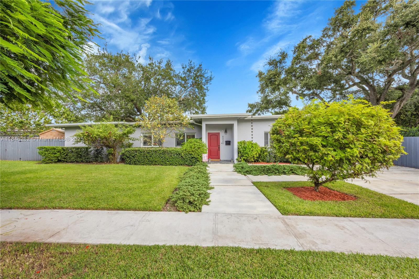 Homes for sale in Miami, FL | 6020 Sw 46Th St, Miami, FL 33155 | MLS# A11848282