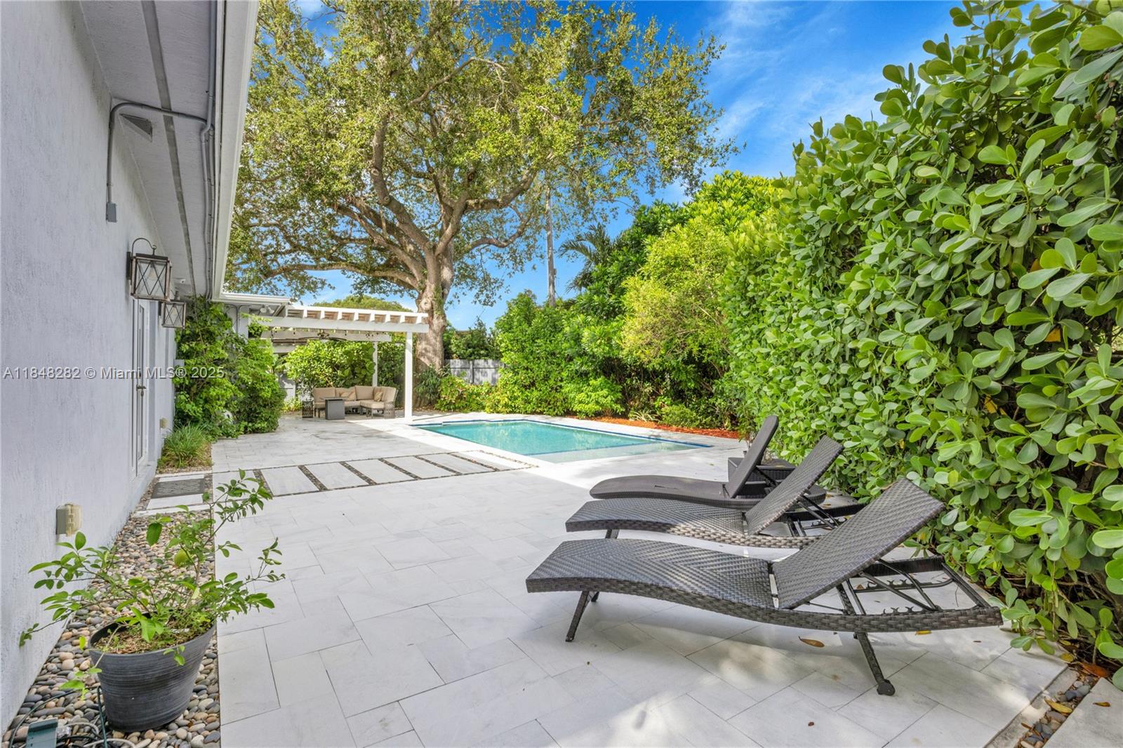 Homes for sale in Miami, FL | 6020 Sw 46Th St, Miami, FL 33155 | MLS# A11848282