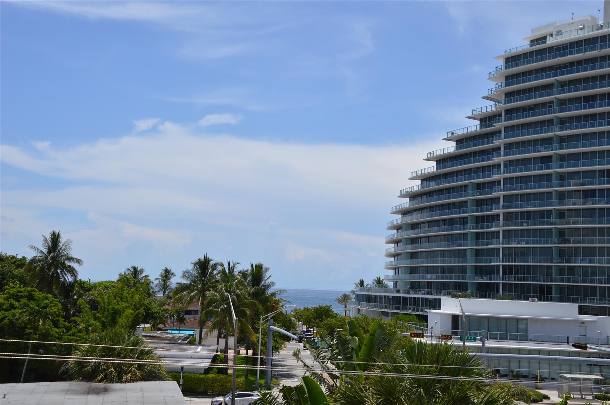 Everglades Club Condo