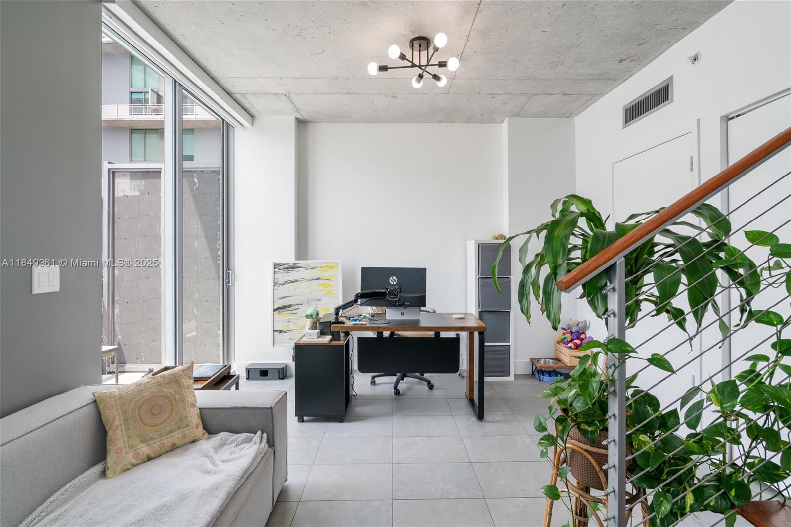 690 SW 1st Ct #2920, Miami FL 33130