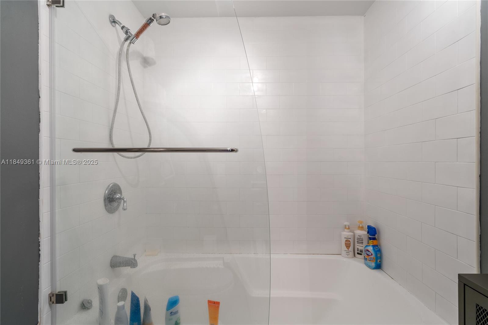 690 SW 1st Ct #2920, Miami FL 33130