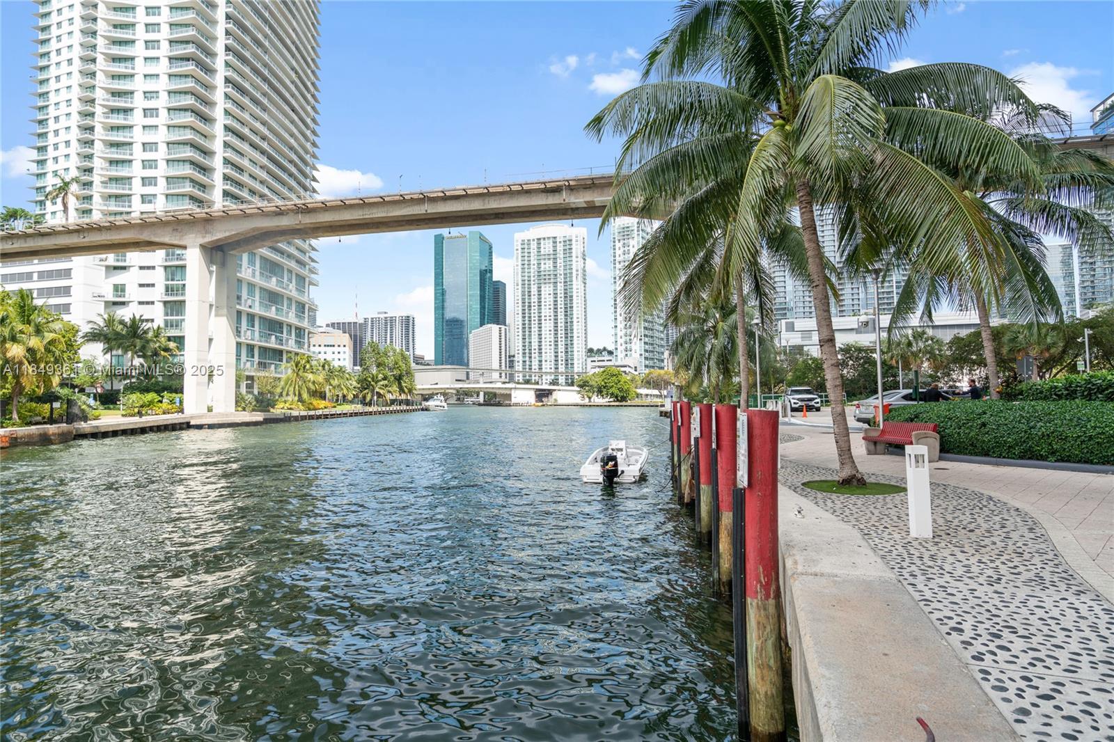 690 SW 1st Ct #2920, Miami FL 33130