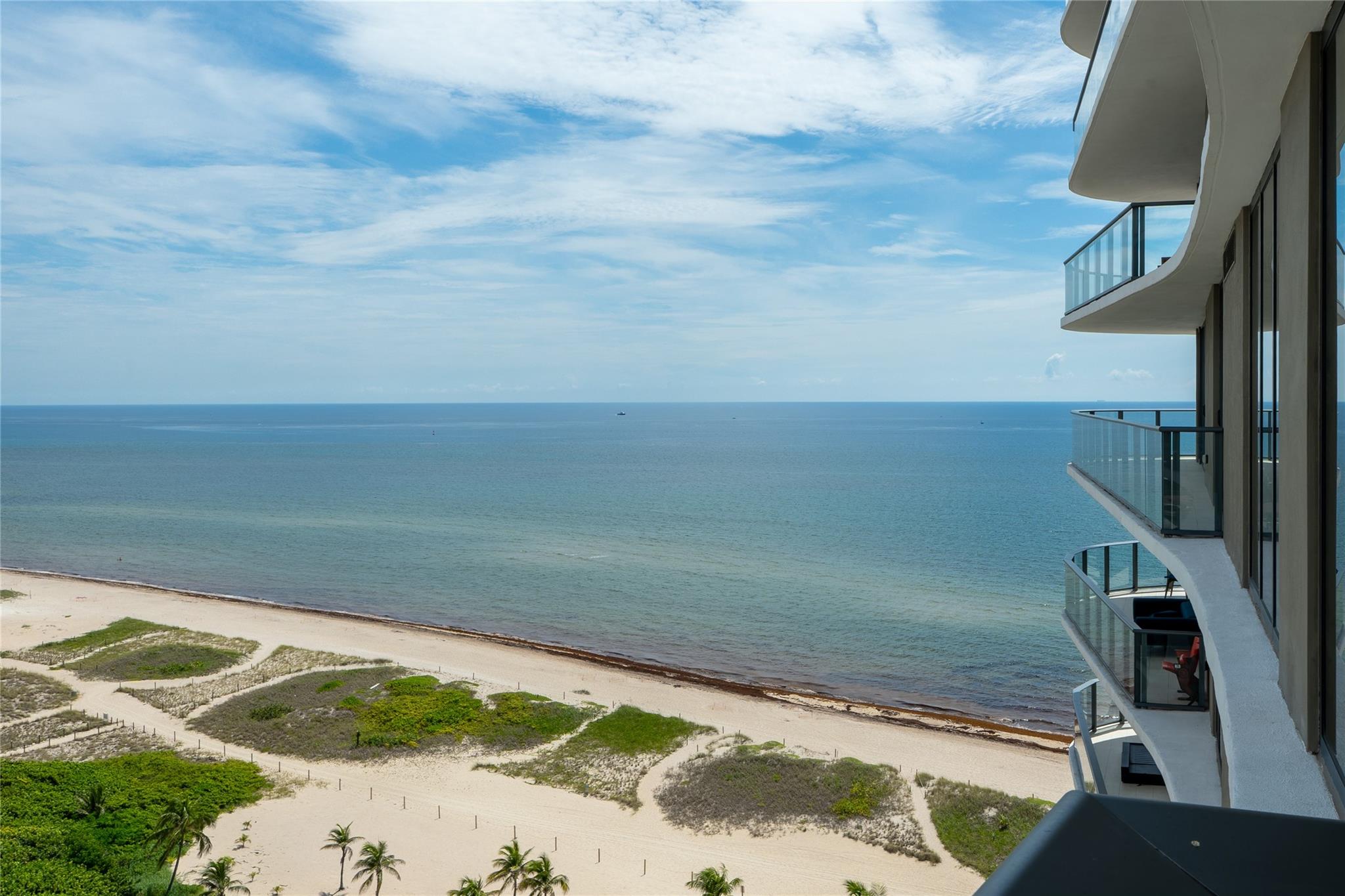 Condo for Sale in Pompano Beach, FL