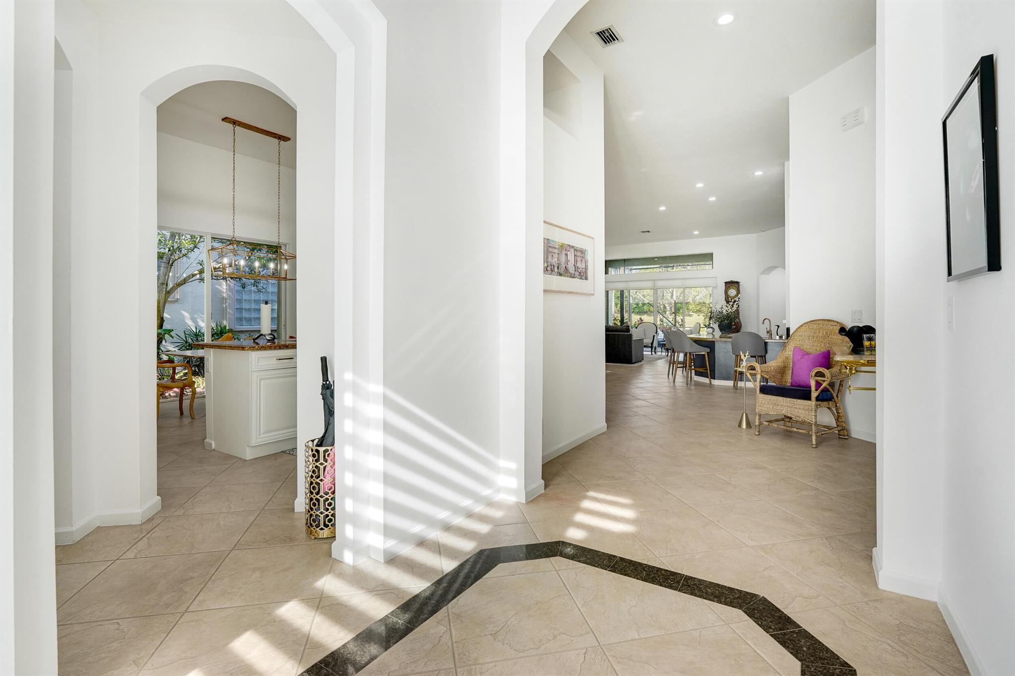 Homes for sale in Wellington, FL | 10916 Northgreen Dr, Wellington, FL 33449 | MLS# R11111445