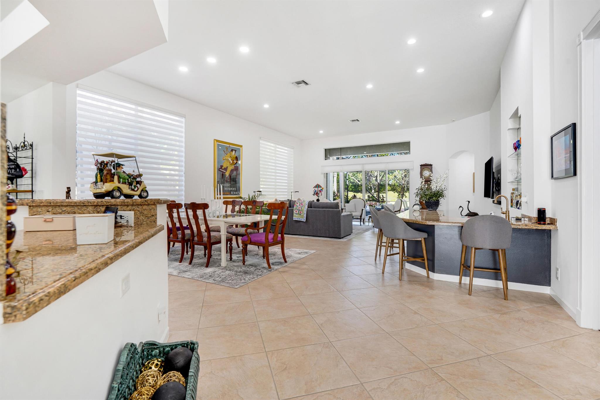 Homes for sale in Wellington, FL | 10916 Northgreen Dr, Wellington, FL 33449 | MLS# R11111445