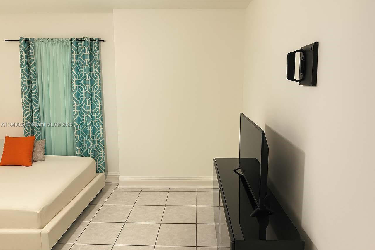 Homes for sale in Miami Gardens, FL | 3952 Nw 182Nd Ln, Miami Gardens, FL 33055 | MLS# A11849033