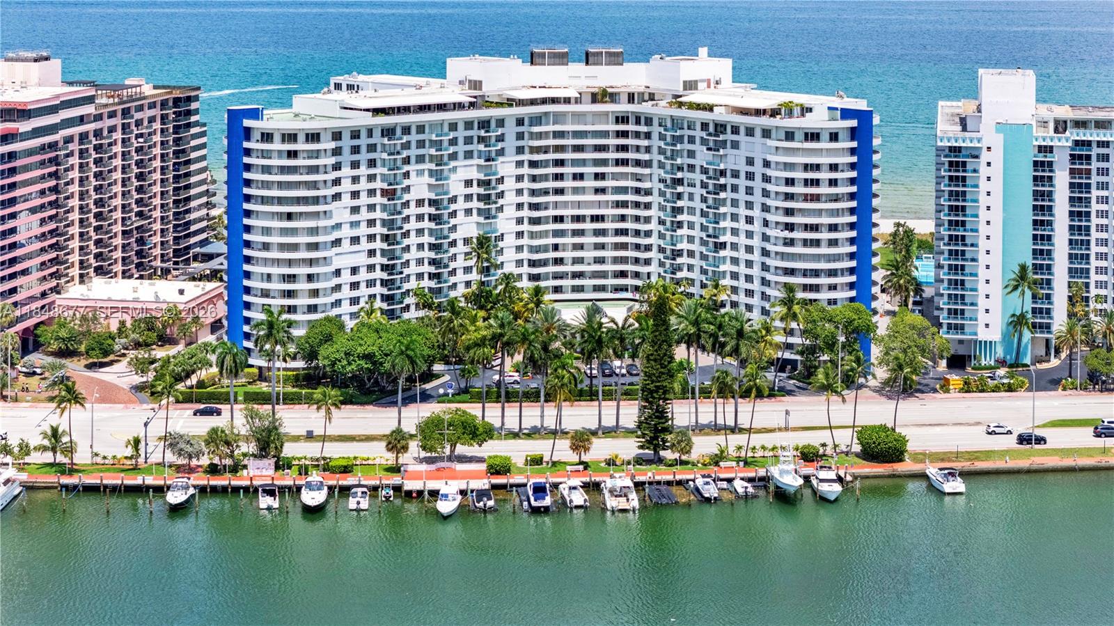 5161 Collins Ave 1110