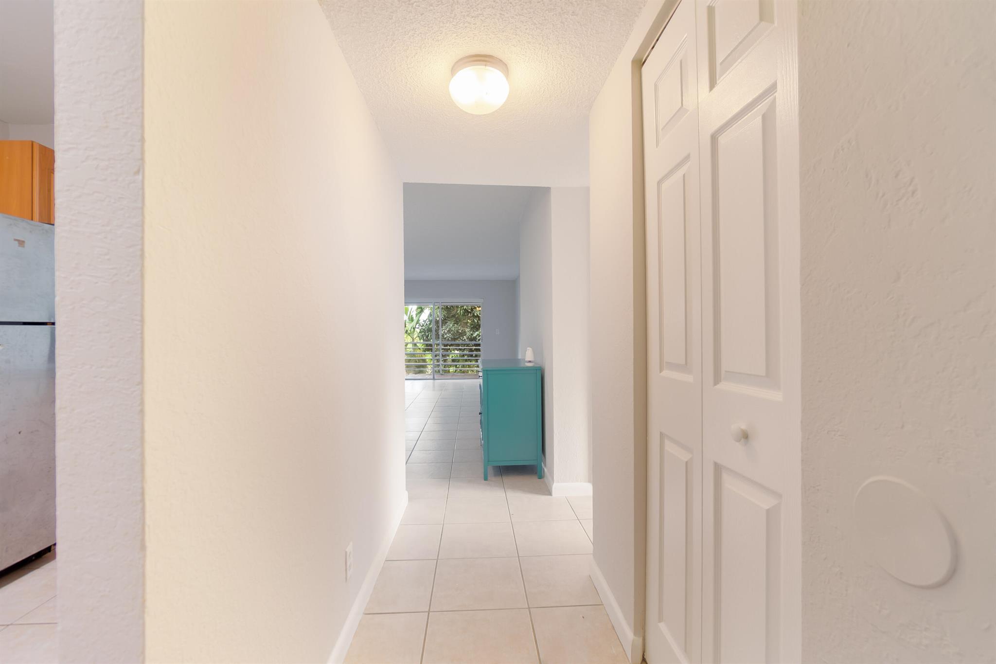 Homes for sale in Royal Palm Beach, FL | 120 Sparrow Dr #314, Royal Palm Beach, FL 33411 | MLS# R11111541