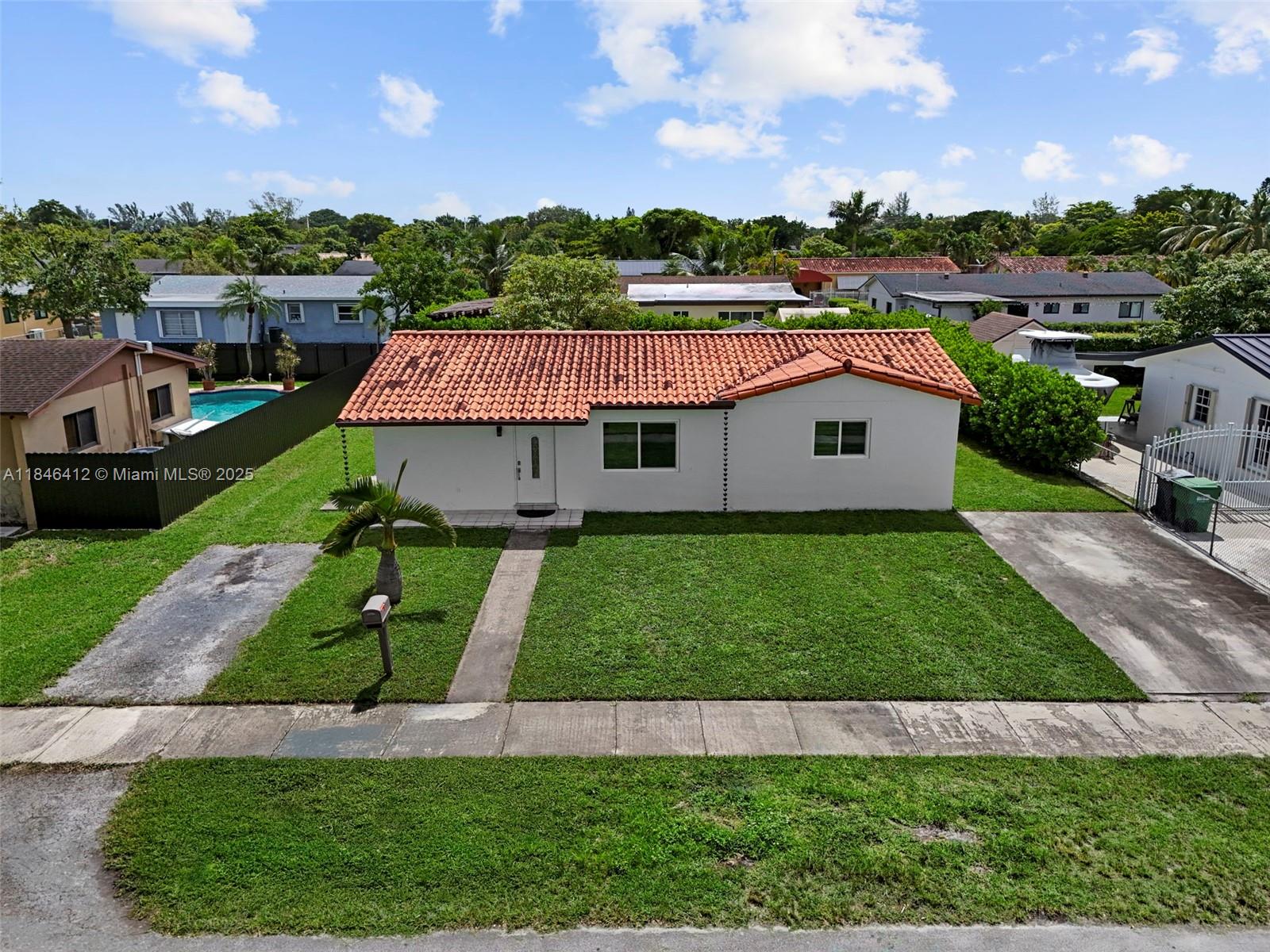 Homes for sale in Miami, FL | 5203 Sw 128th Pl, Miami, FL 33175 | MLS# A11846412