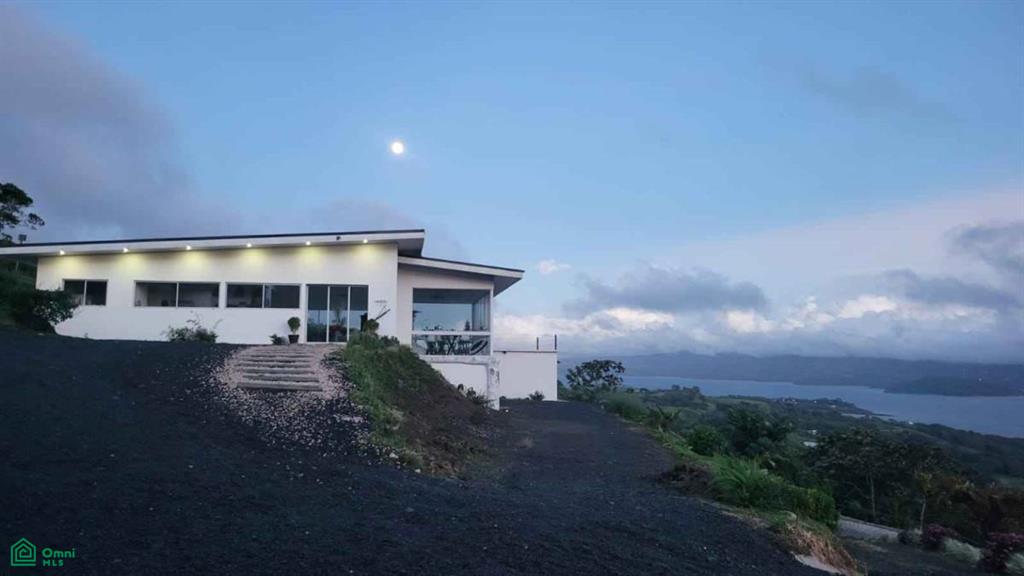 7 bed Single Family Homes For Sale in Tilaran, Guanacaste - 1