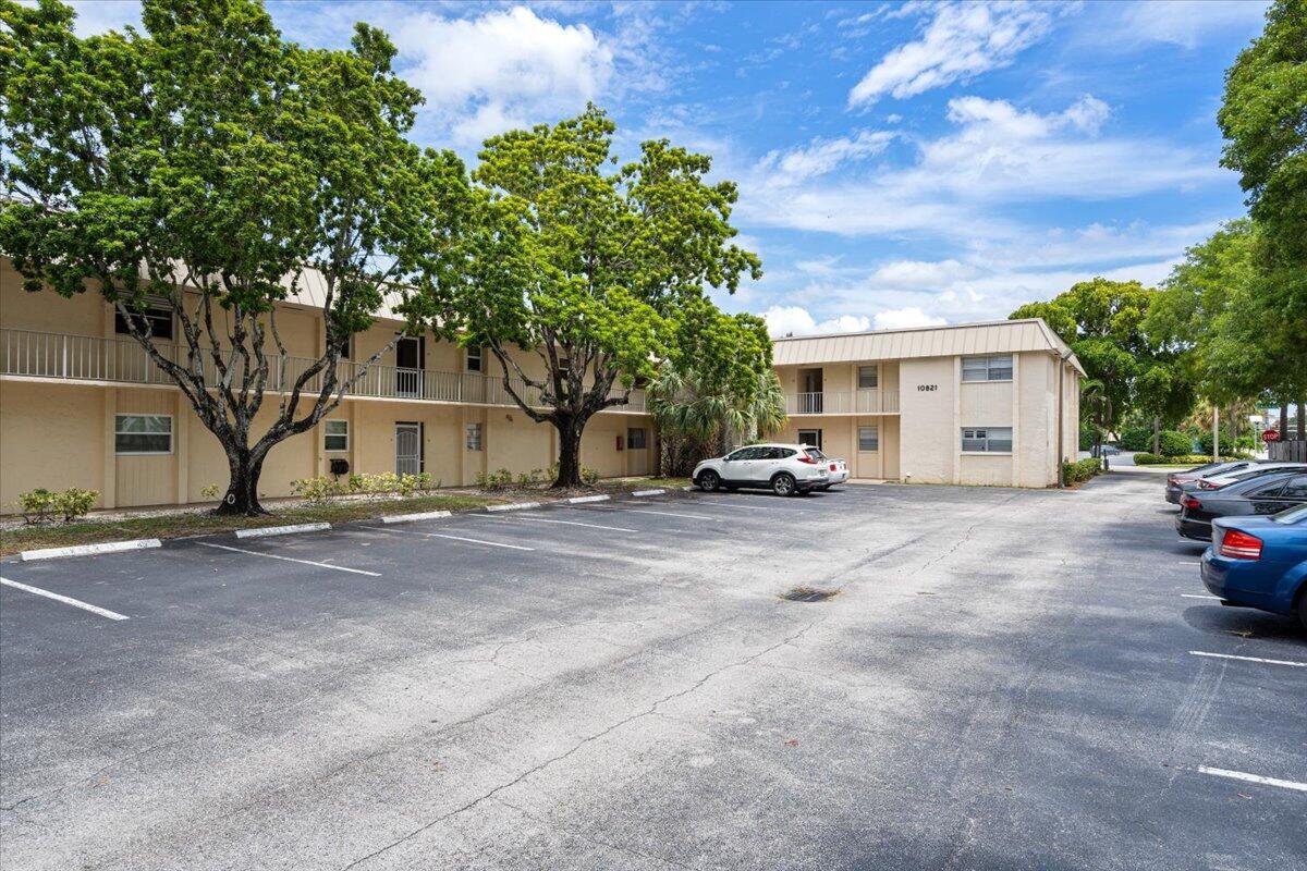 Homes for sale in Palm Beach Gardens, FL | 10821 N Military Trail #3, Palm Beach Gardens, FL 33410 | MLS# R11111721