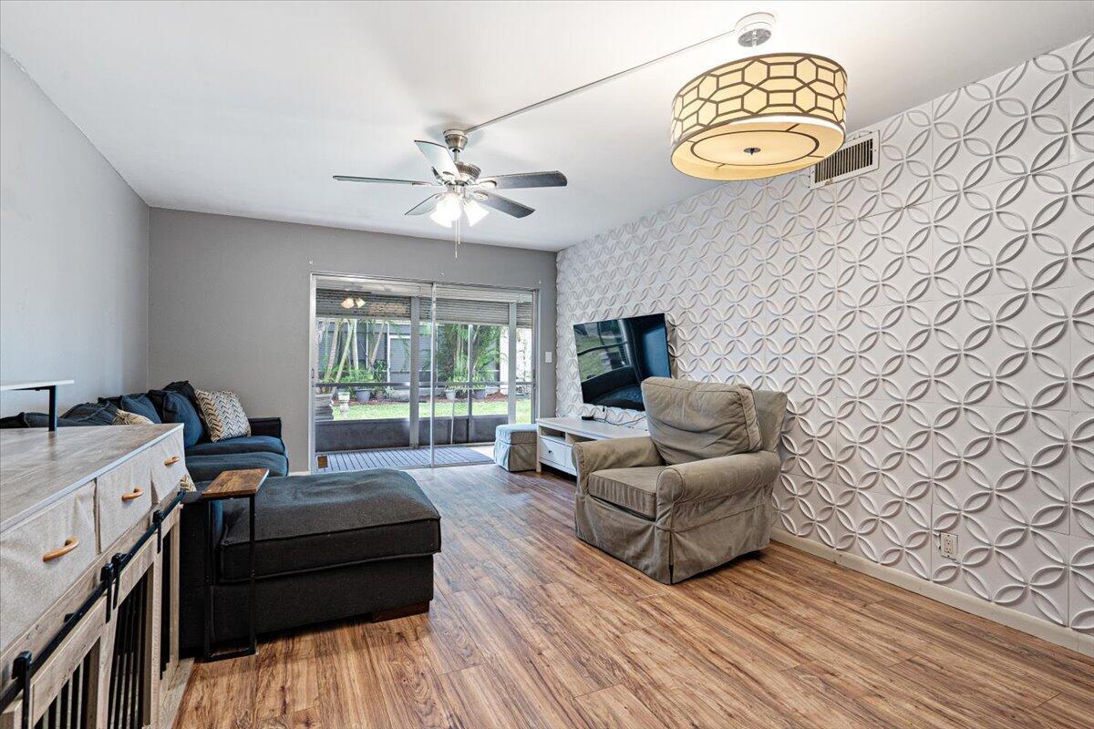 Homes for sale in Palm Beach Gardens, FL | 10821 N Military Trail #3, Palm Beach Gardens, FL 33410 | MLS# R11111721