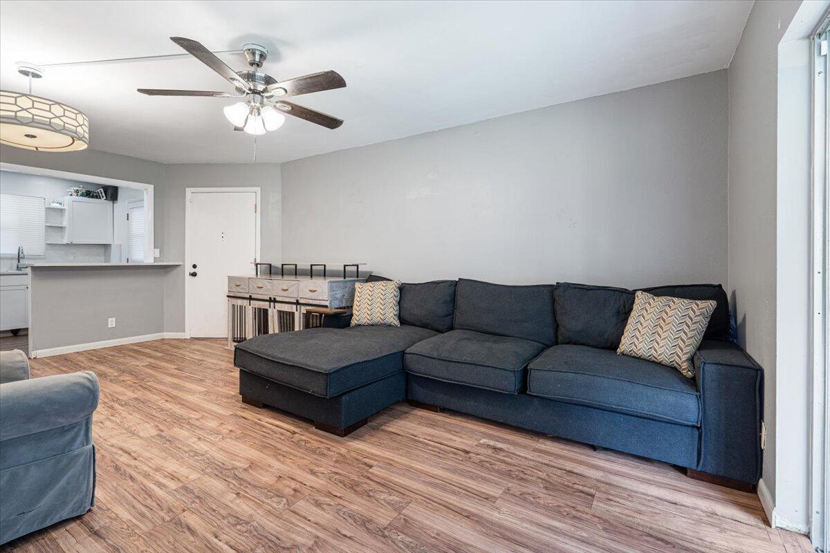 Homes for sale in Palm Beach Gardens, FL | 10821 N Military Trail #3, Palm Beach Gardens, FL 33410 | MLS# R11111721