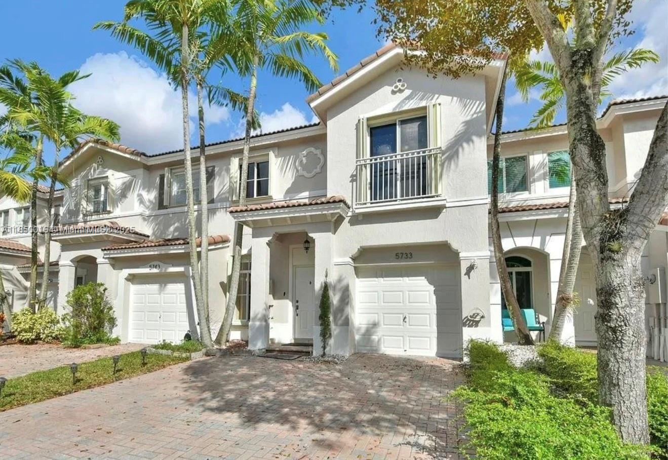 listing main picture