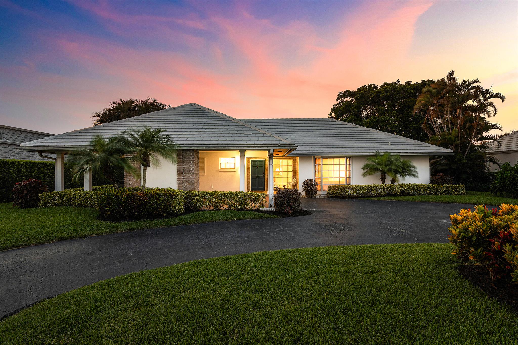 367 Villa Drive S, Atlantis, FL 33462, 4 Bedrooms , 2 Bathrooms ,Single Family Residence,Sold,R11111744, Horizon Palm Realty Group