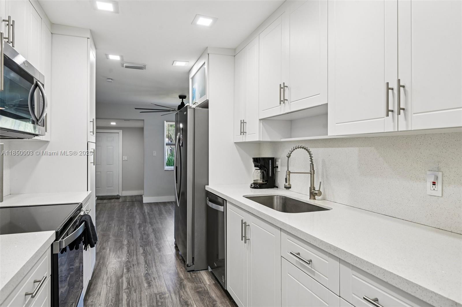 Collier Manor 2Nd Add