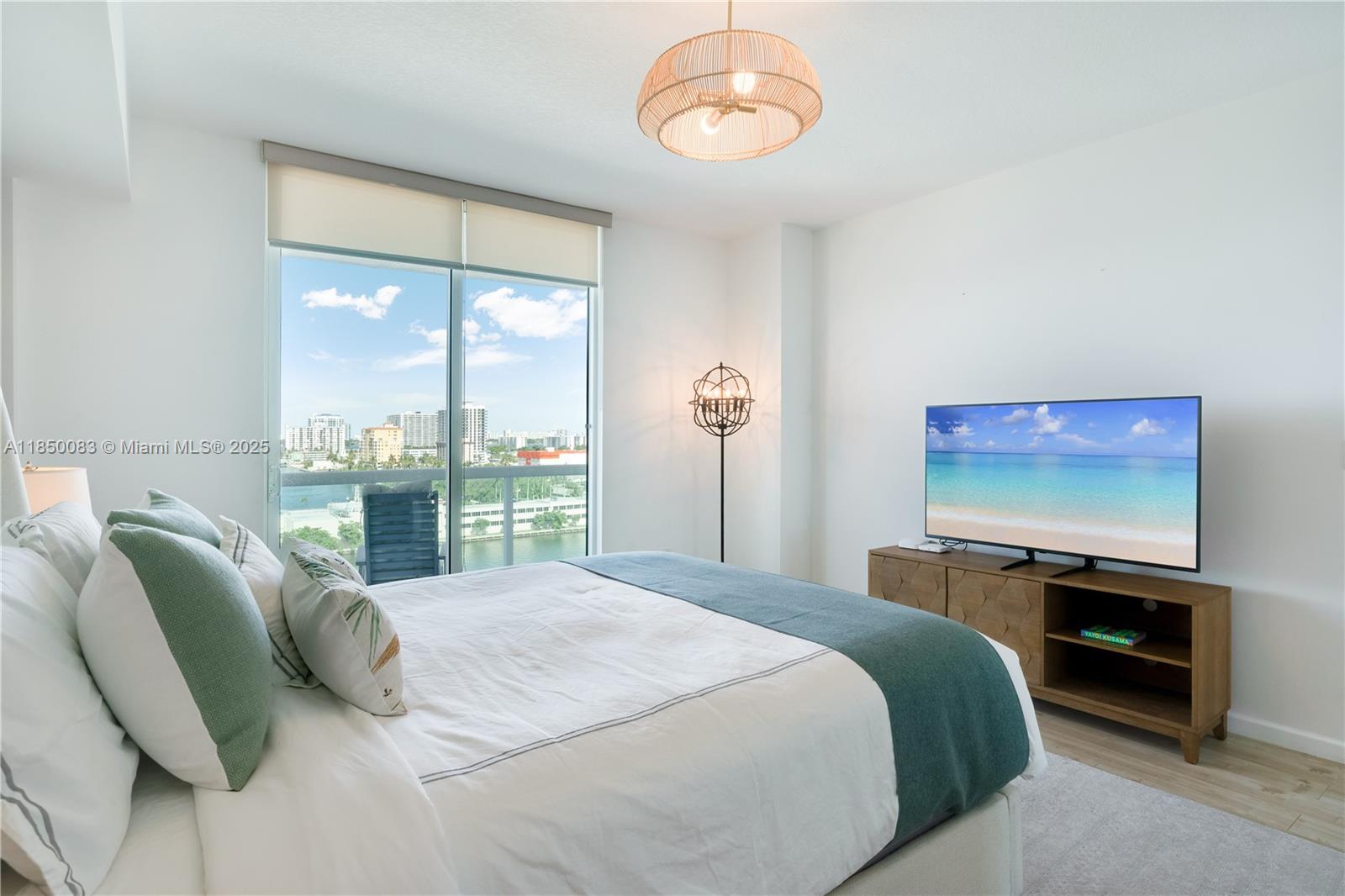 7910 Harbor Island Dr #1102, North Bay Village FL 33141