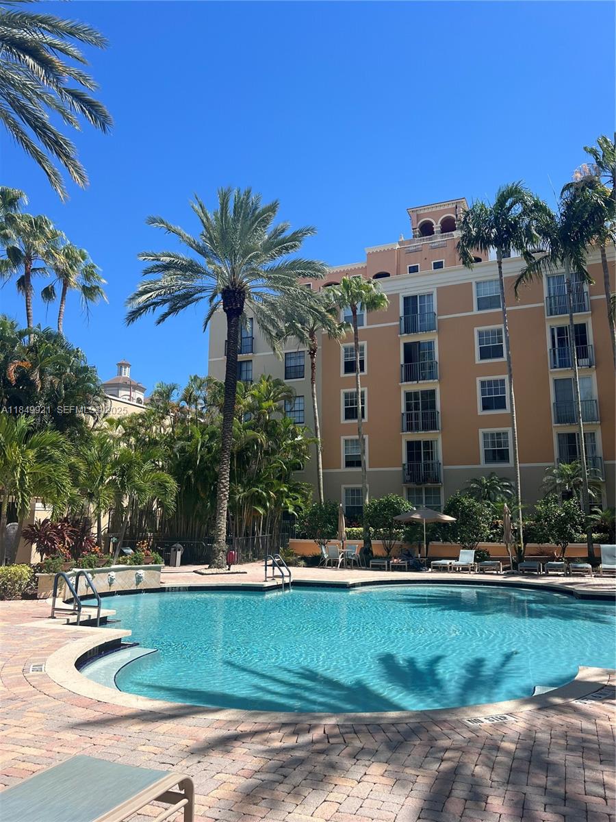 Courtyards In Cityplace C