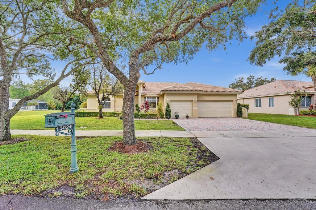 13024 Spring Lake Dr Cooper City FL 33330 | F10517975