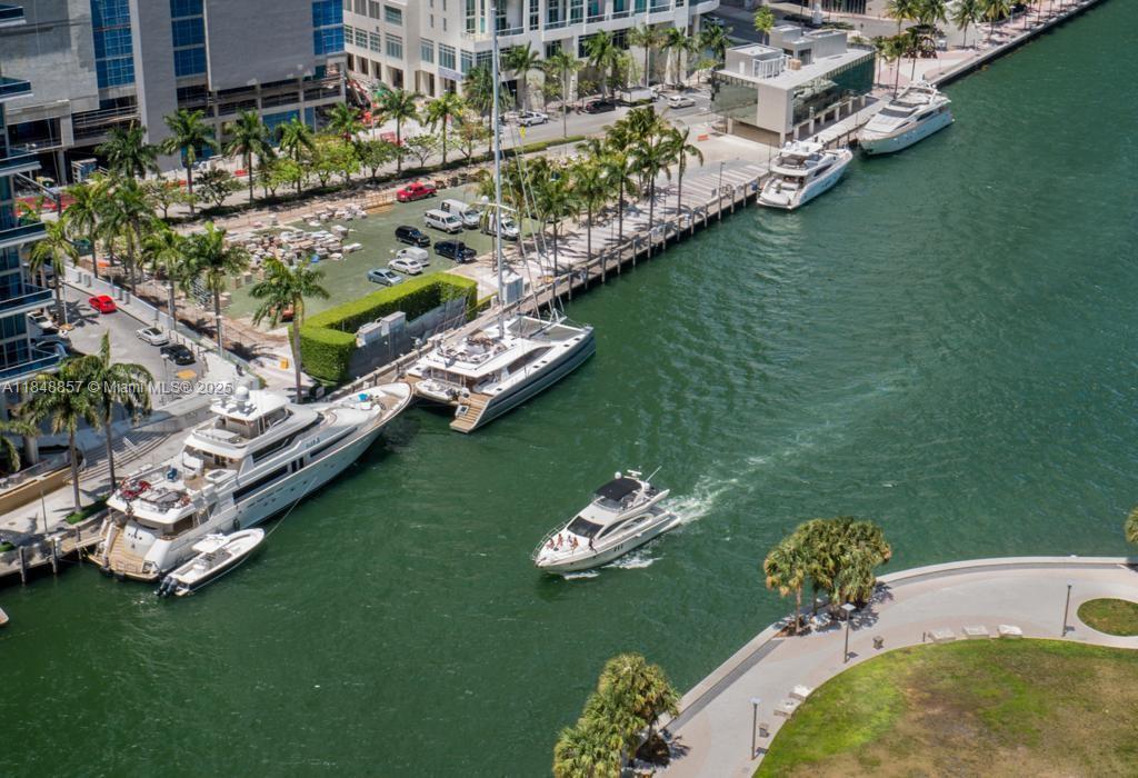 Icon Brickell Condo No 3