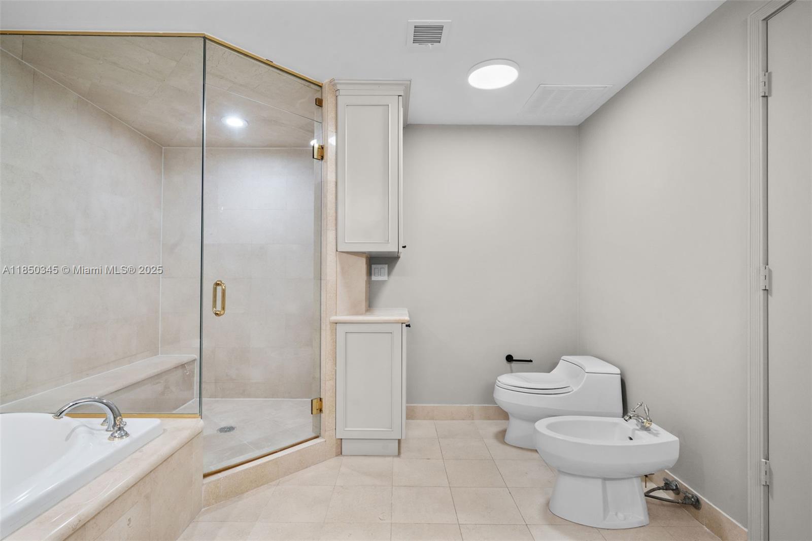 2100 N Ocean Blvd #18D, Fort Lauderdale FL 33305