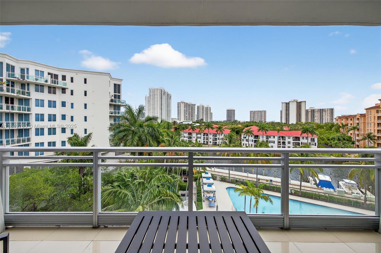 2950 NE 188th St #446, Aventura FL 33180