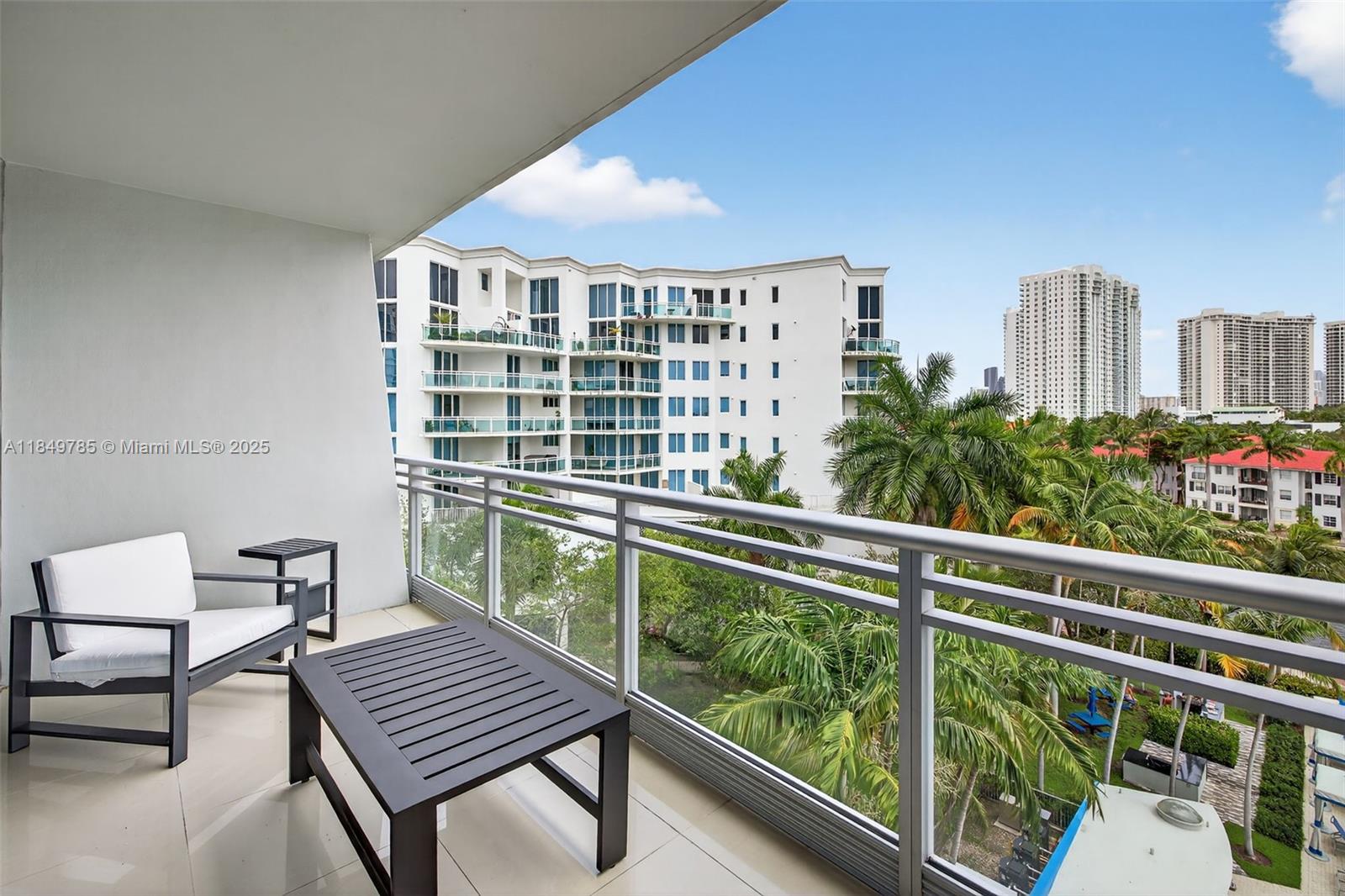 2950 NE 188th St #446, Aventura FL 33180