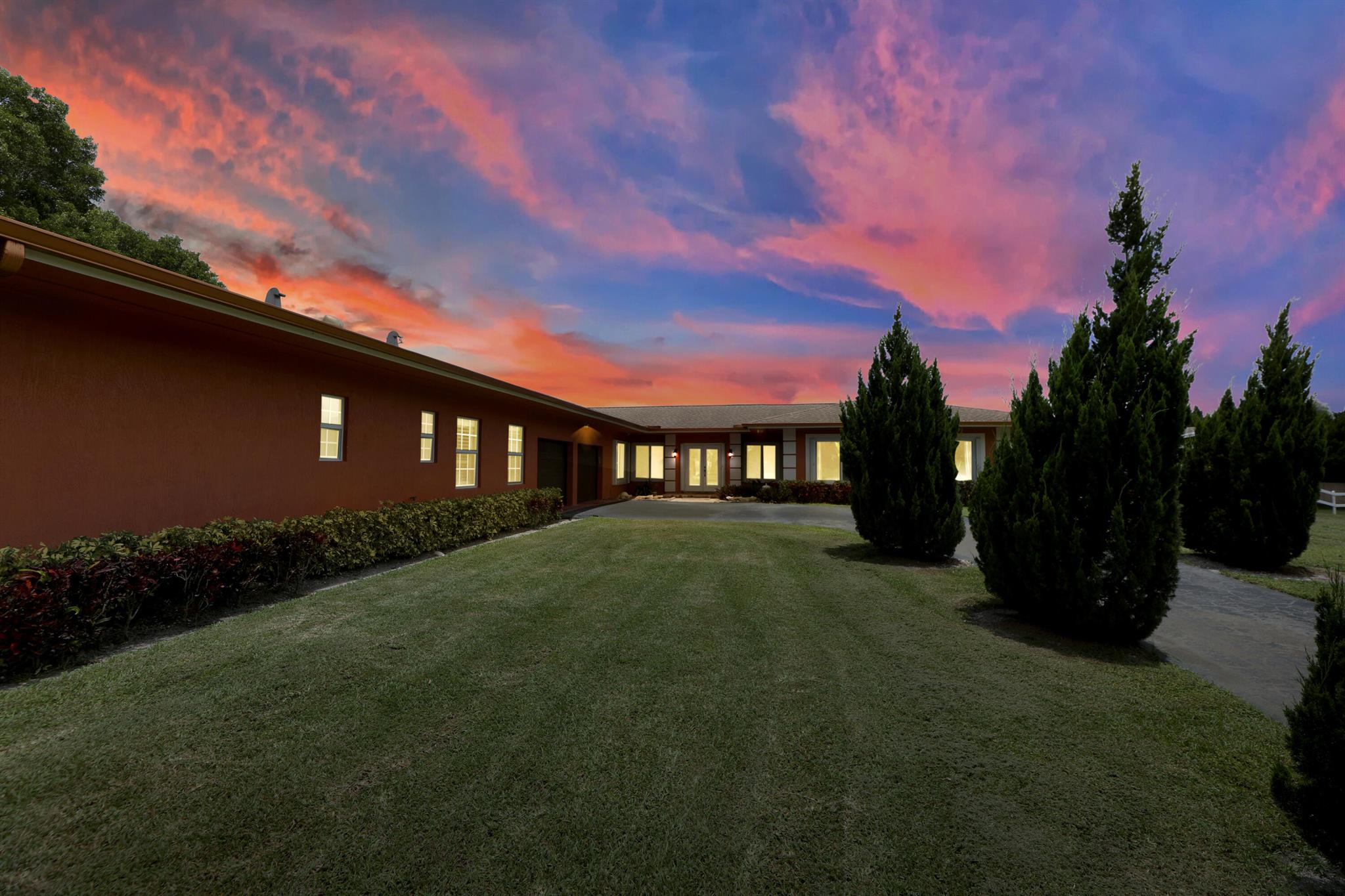 Homes for sale in Parkland, FL | 7600 Nw 82Nd Terrace, Parkland, FL 33067 | MLS# R11111981