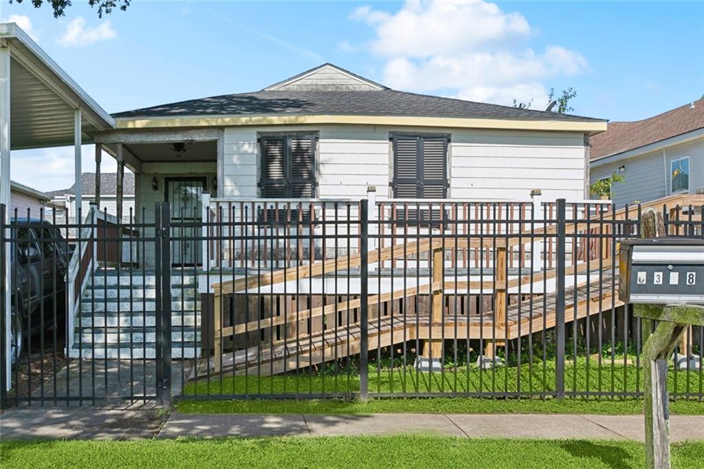 listing main picture