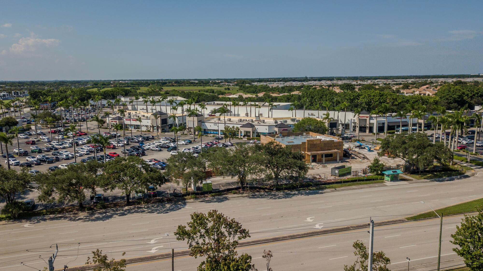 Homes for sale in Boca Raton, FL | 8666 Bella Vista Dr #111, Boca Raton, FL 33433 | MLS# R11112035