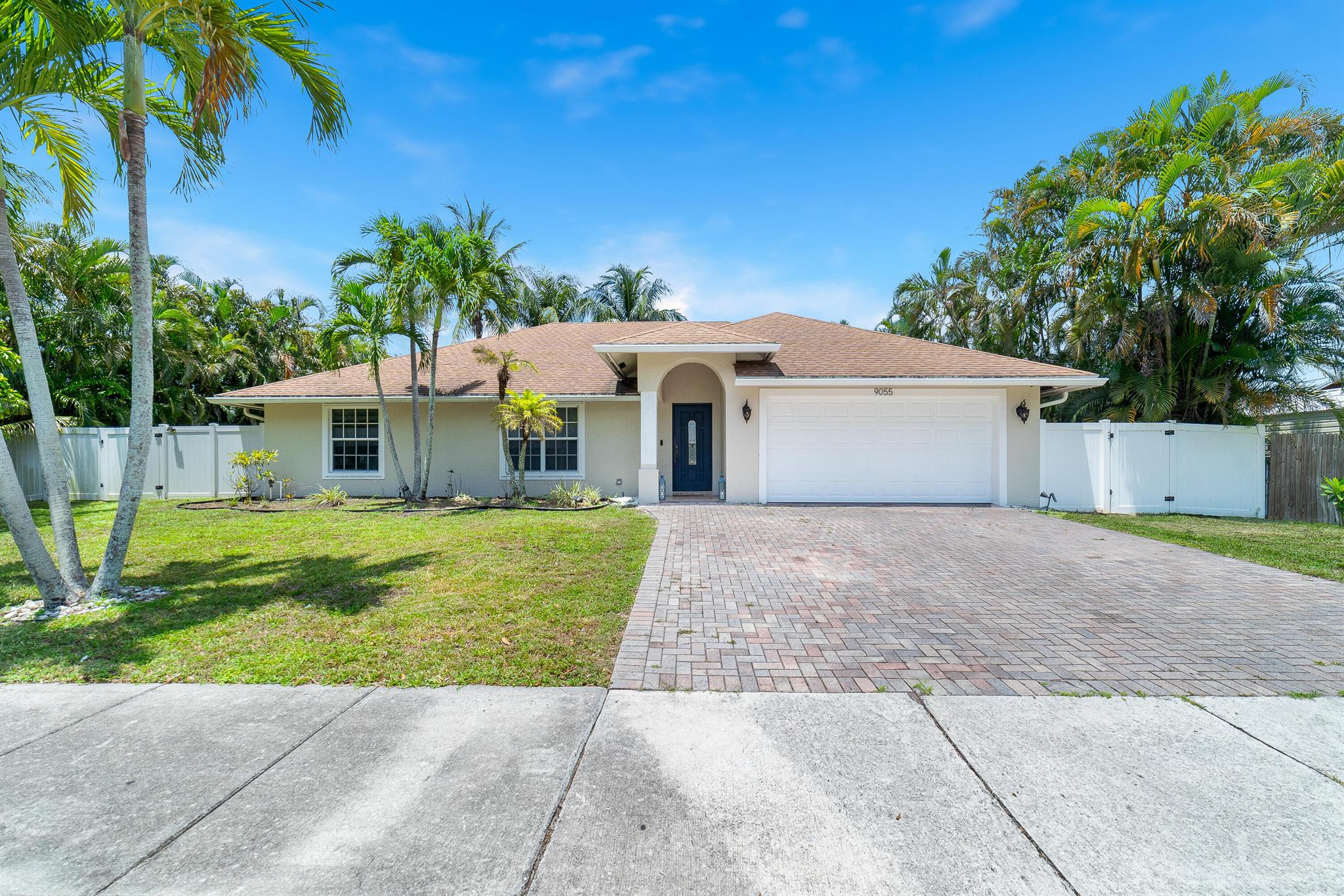 9055 Brandy Lane Lake Worth FL 33467 | R11112078