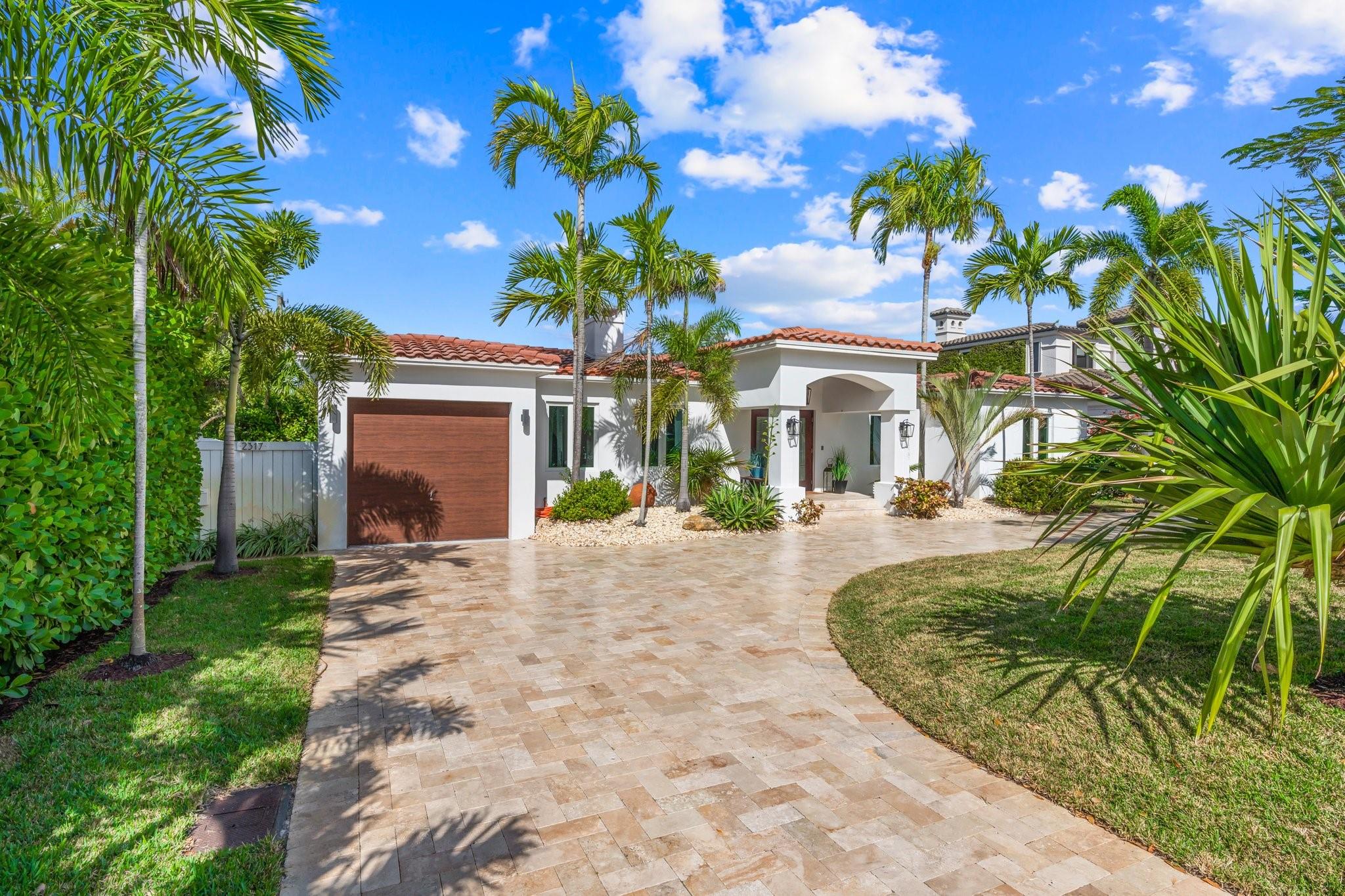 Homes for sale in Fort Lauderdale, FL | 2317 Ne 12th St, Fort Lauderdale, FL 33304 | MLS# F10517614