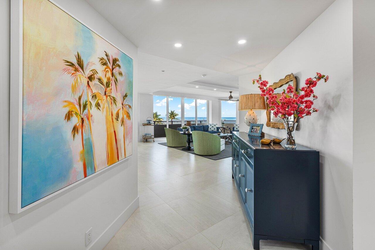 Palm Beach Hampton Condo