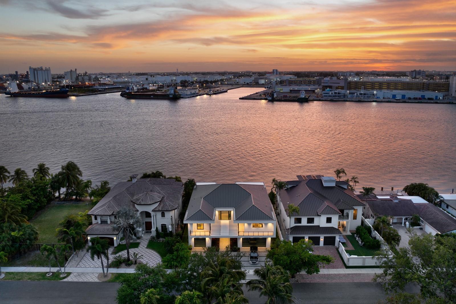 Homes for sale in Fort Lauderdale, FL | 1957 Se 21 Avenue, Fort Lauderdale, FL 33316 | MLS# F10518138