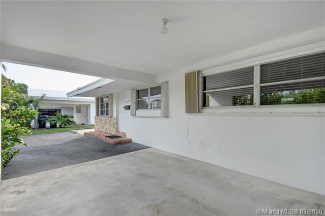 Homes for sale in Lighthouse Point, FL | 2741-2745 Ne 30Th Avenue, Lighthouse Point, FL 33064 | MLS# R11112160