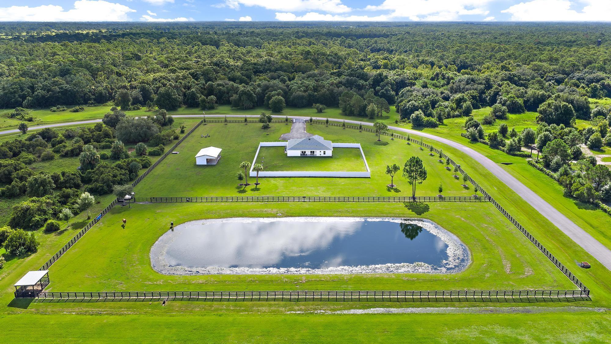 Homes for sale in Okeechobee, FL | 13615 Se 26th Lane, Okeechobee, FL 34974 | MLS# R11112195