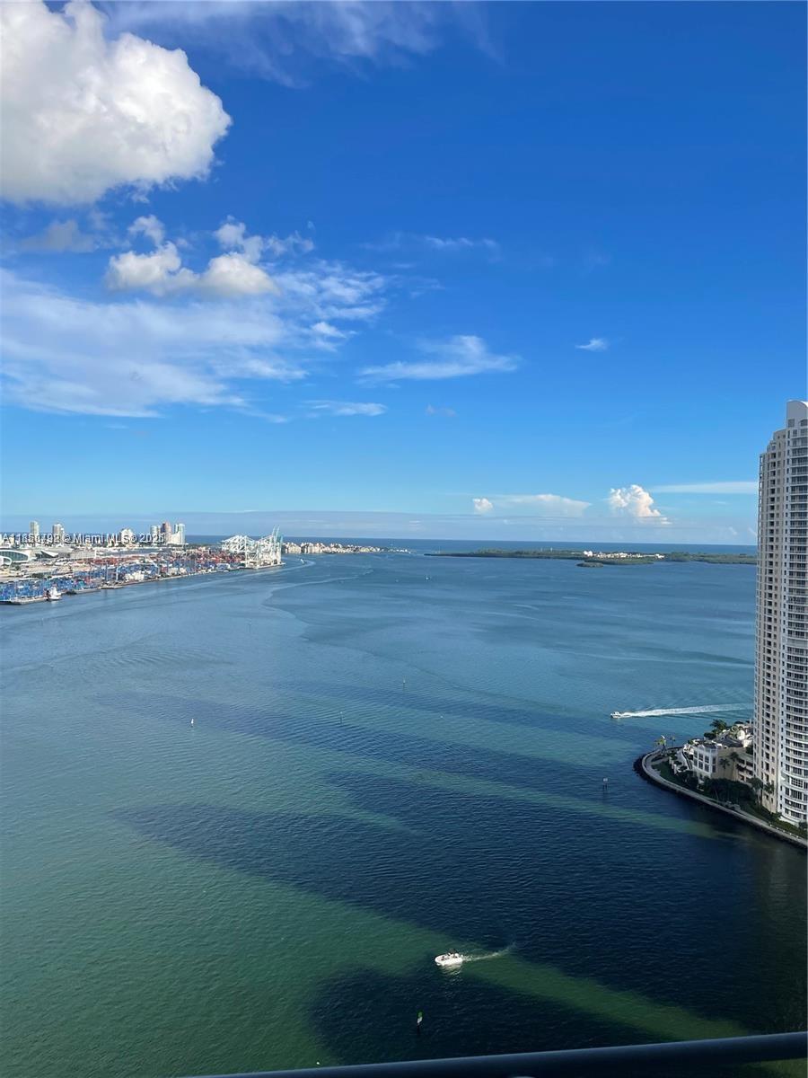 Condo for Rent in Miami, FL