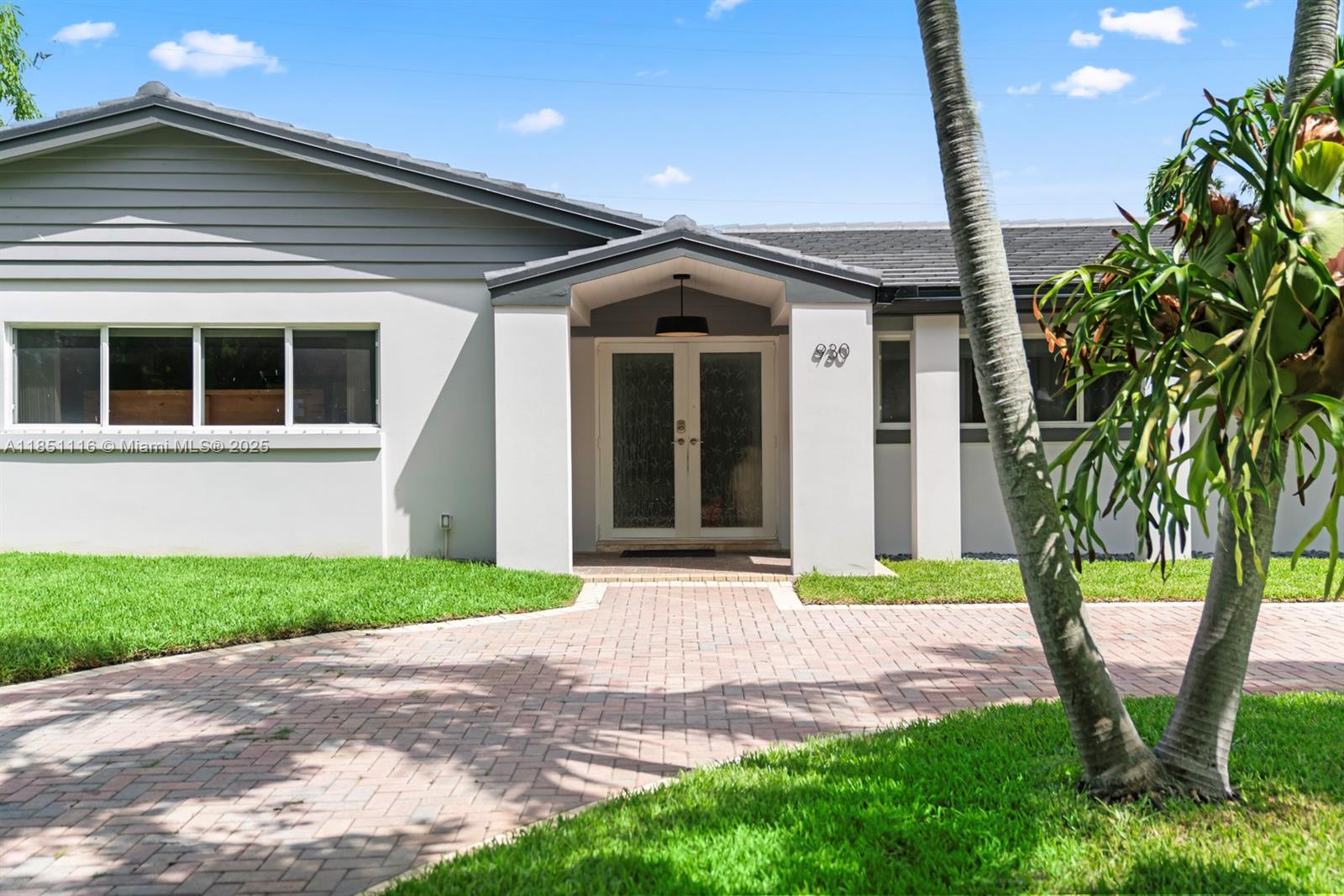 Homes for sale in North Miami Beach, FL | 930 Ne 182nd Ter, North Miami Beach, FL 33162 | MLS# A11851116
