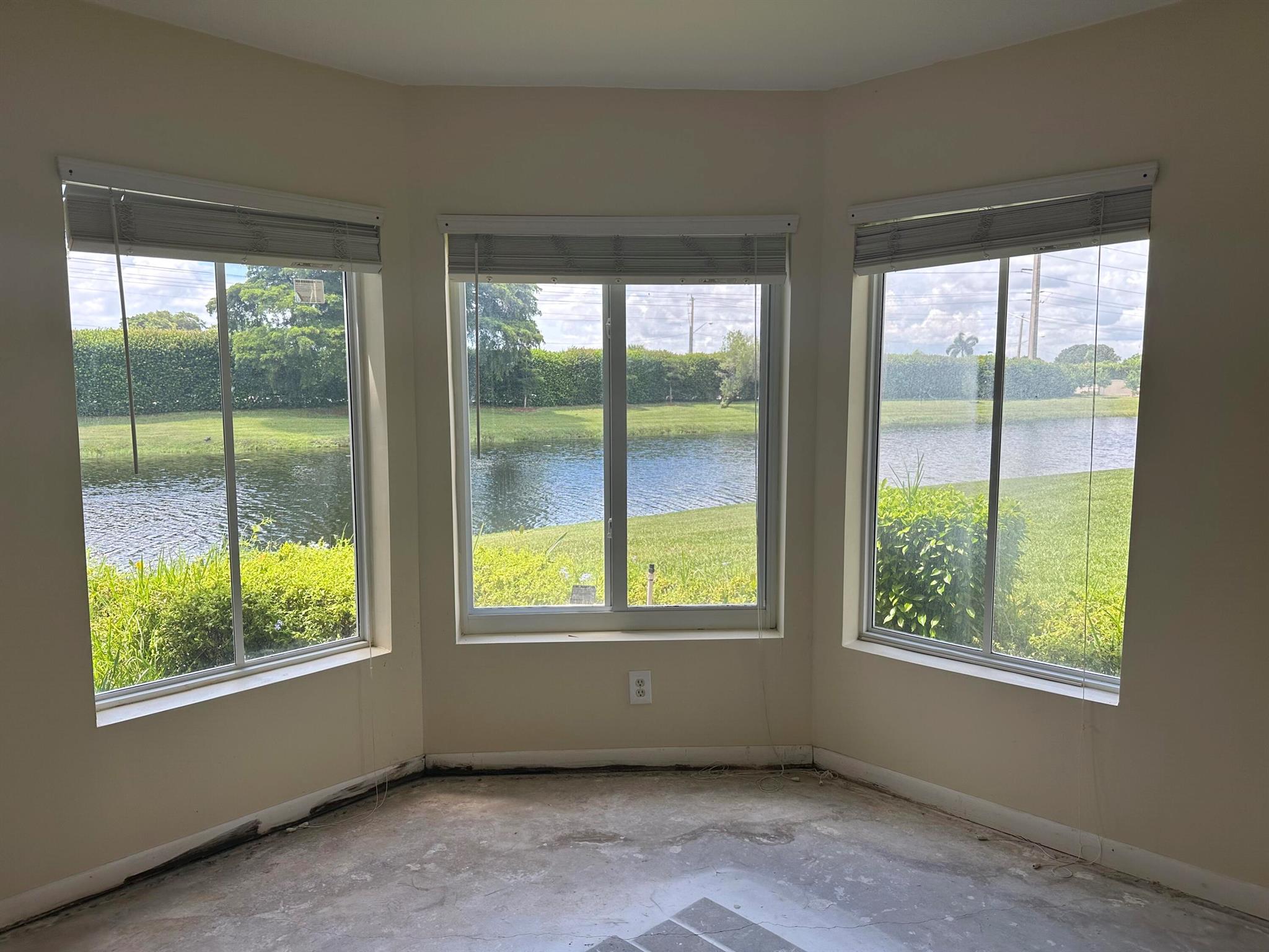 Homes for sale in Boynton Beach, FL | 815 W Boynton Beach Boulevard #5-106, Boynton Beach, FL 33426 | MLS# R11112317