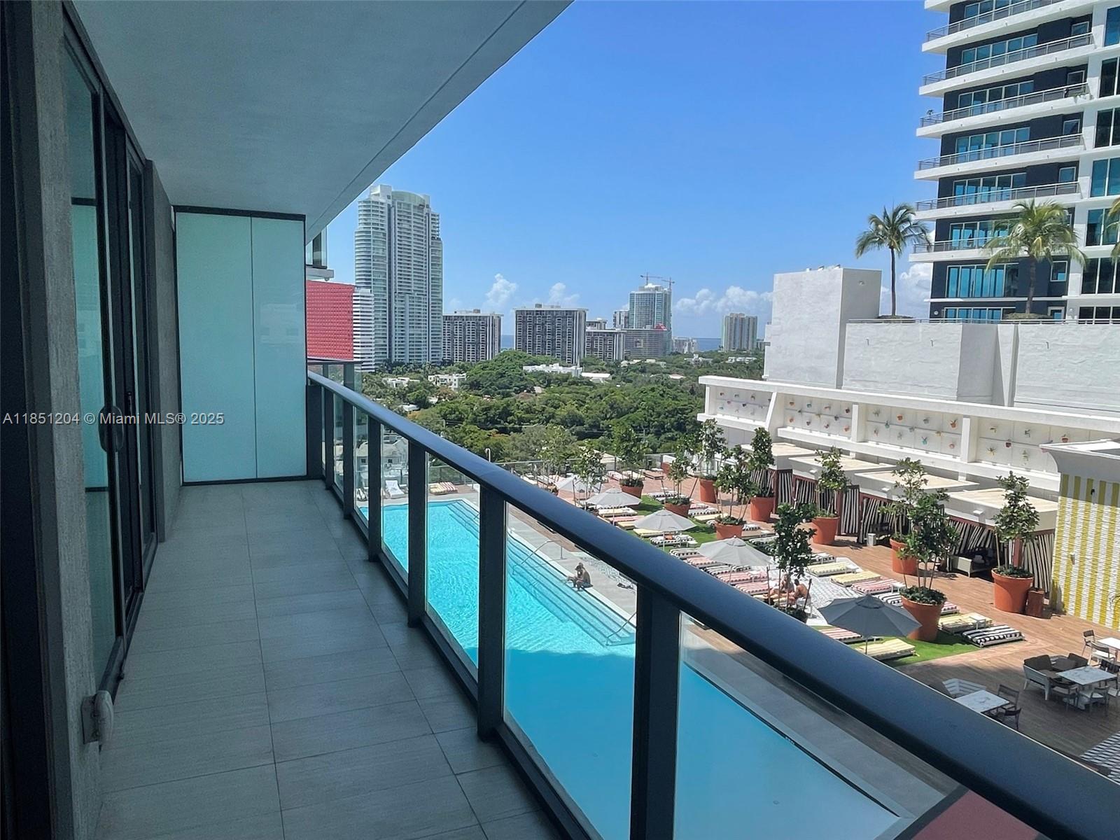 Condo for Sale in Miami, FL