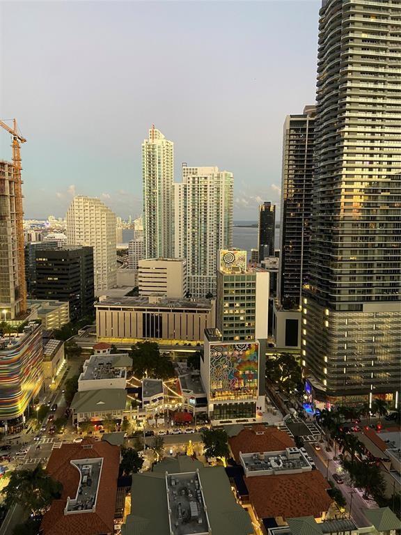 Nine/mary Brickell Villag