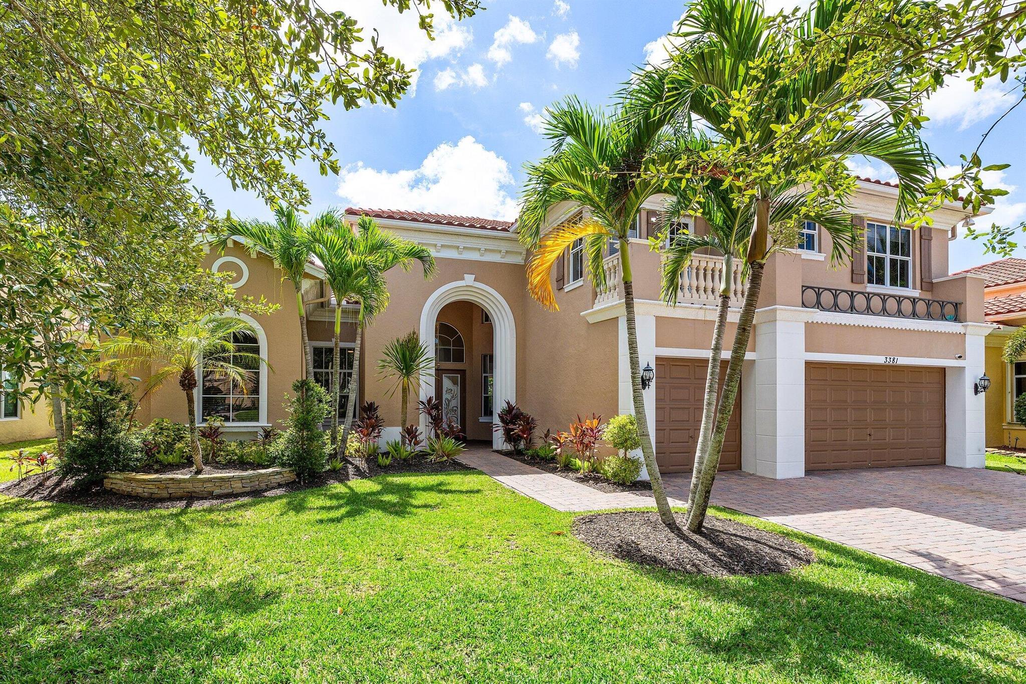 Homes for sale in Lake Worth, FL | 3381 Lago De Talavera, Lake Worth, FL 33467 | MLS# R11112379