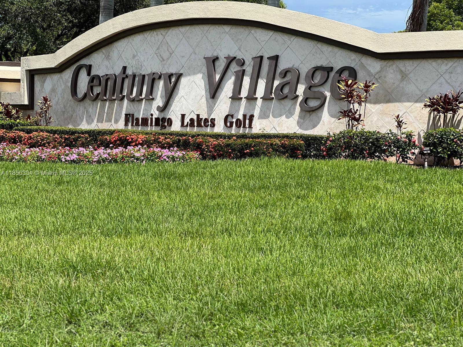 Cambridge At Century Vill