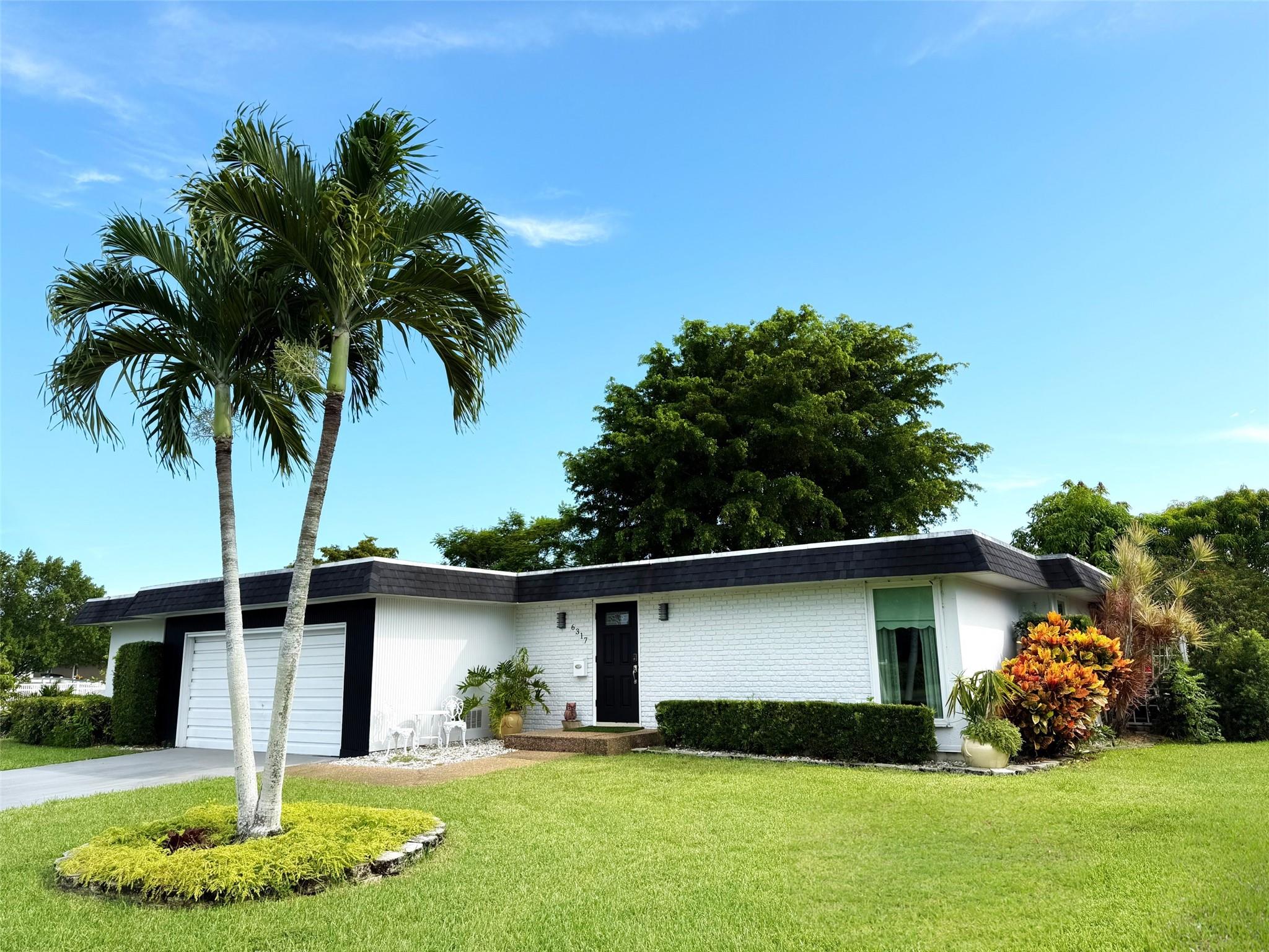 6317 Brookwood Blvd Tamarac FL 33321 | F10518278